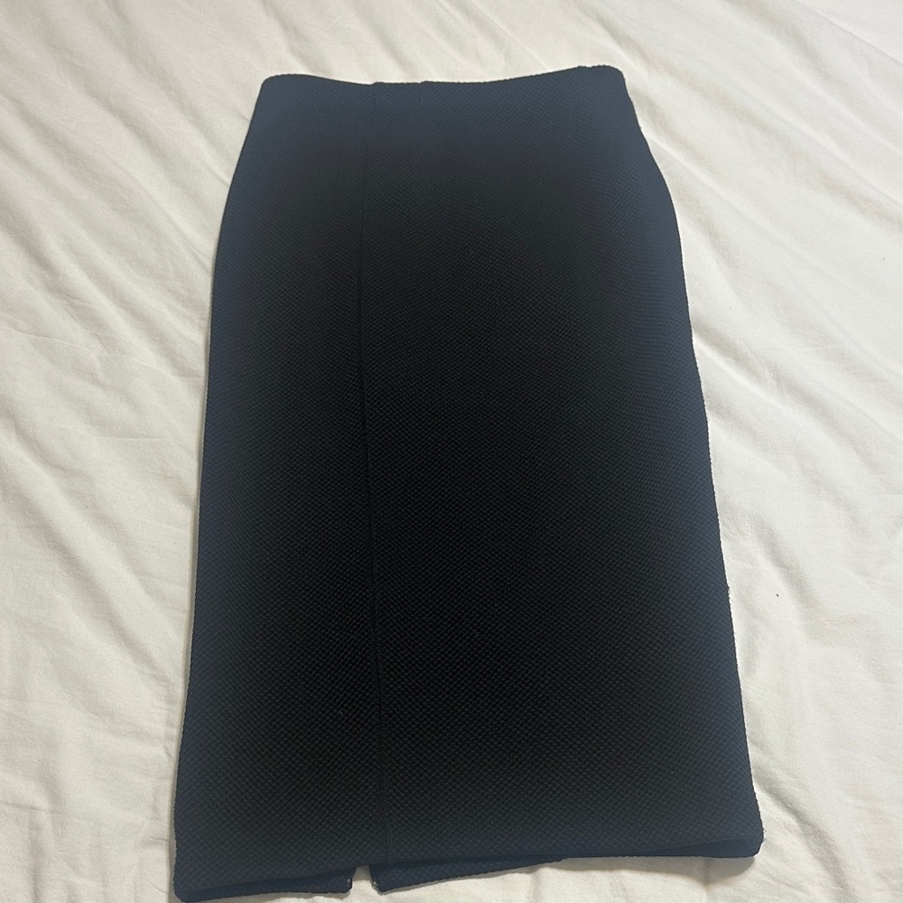 H&M Classic Black Pencil Skirt